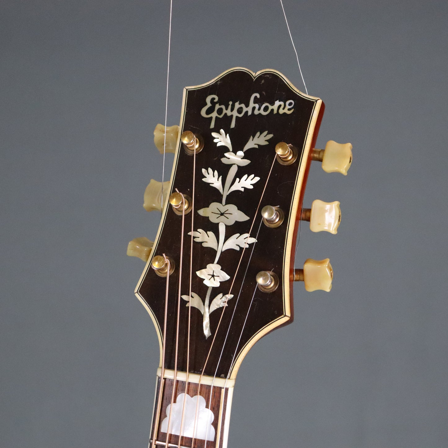 1953 Epiphone Emperor Sized Deluxe Archtop Jazz Guitar