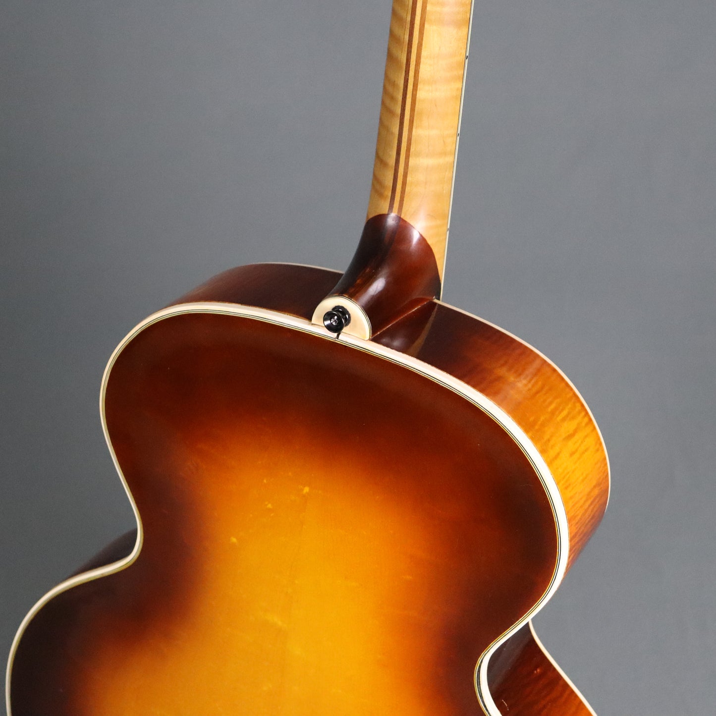 1953 Epiphone Emperor Sized Deluxe Archtop Jazz Guitar