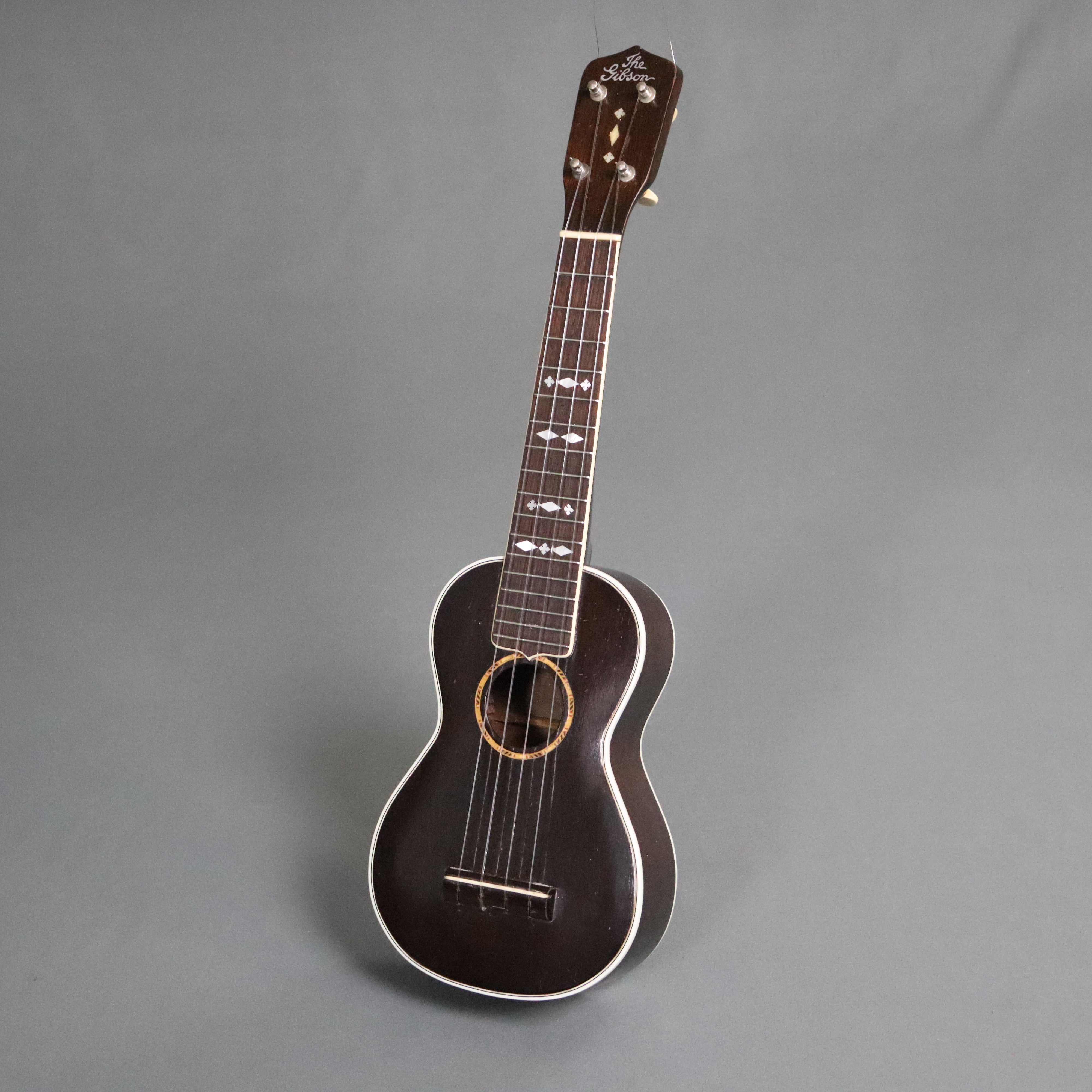 1920s Gibson Uke-3 U3 Soprano Ukulele – AntiquiTone Vintage Guitars